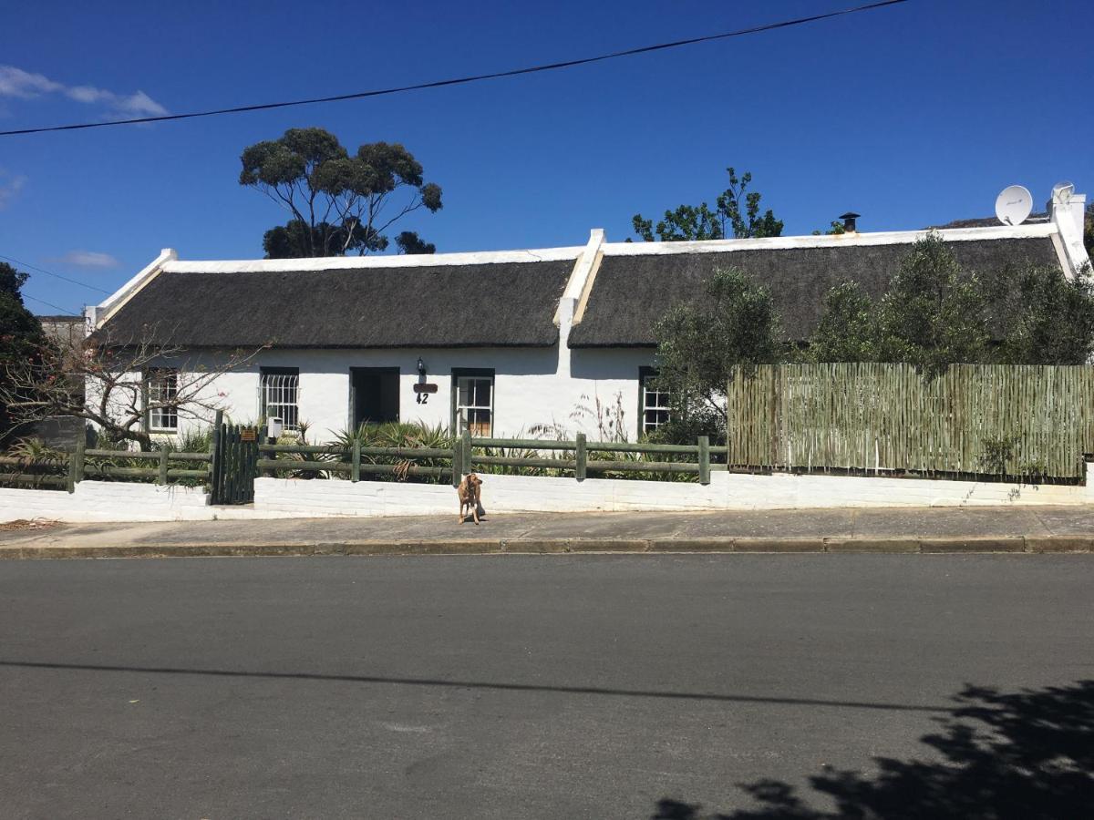 Carneddie Cottage - Main Bredasdorp Exterior photo