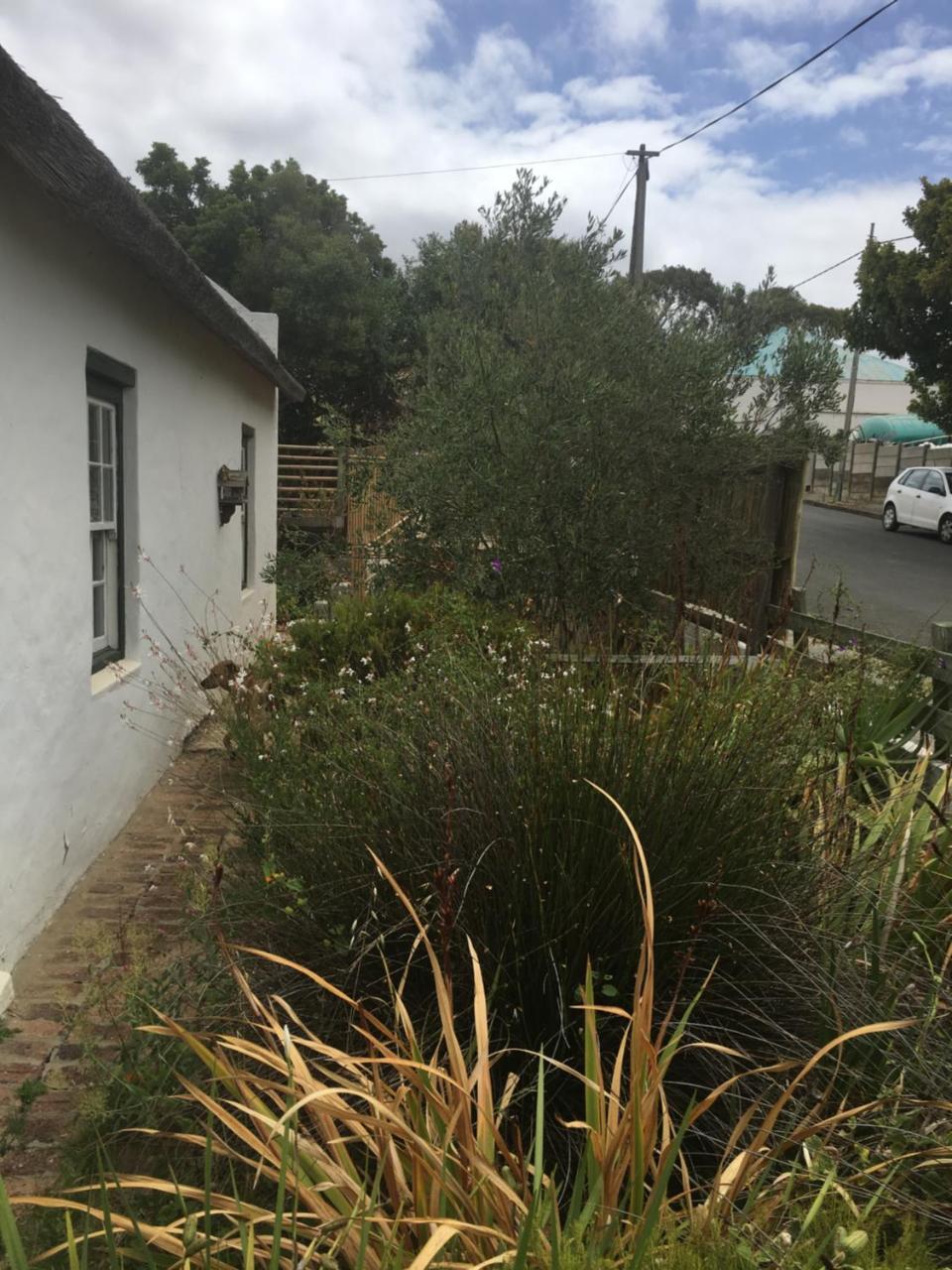 Carneddie Cottage - Main Bredasdorp Exterior photo